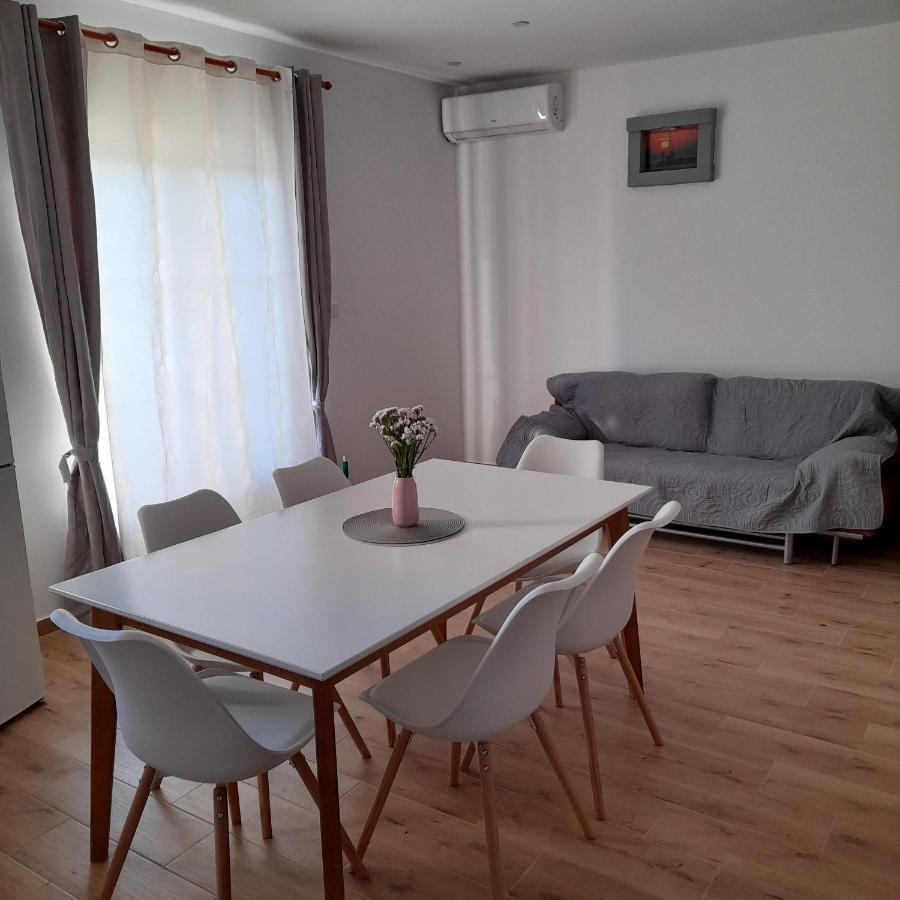 Apartments Filipovic Биоград-на-Мору Экстерьер фото